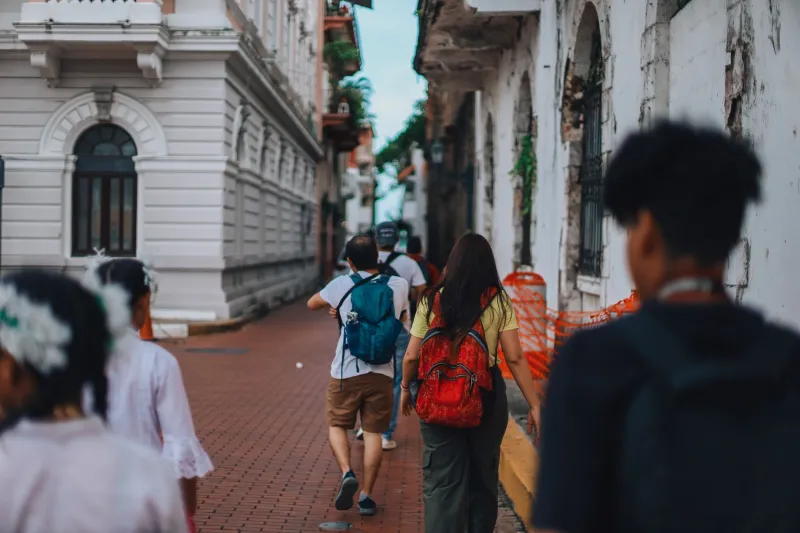 The Independent Traveler Who Loves a Good Tour: A Modern Hybrid Approach